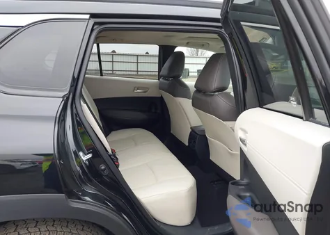 2023 Toyota Corolla Cross Xle from USA, damaged, VIN 7MUDAABG5PV051781